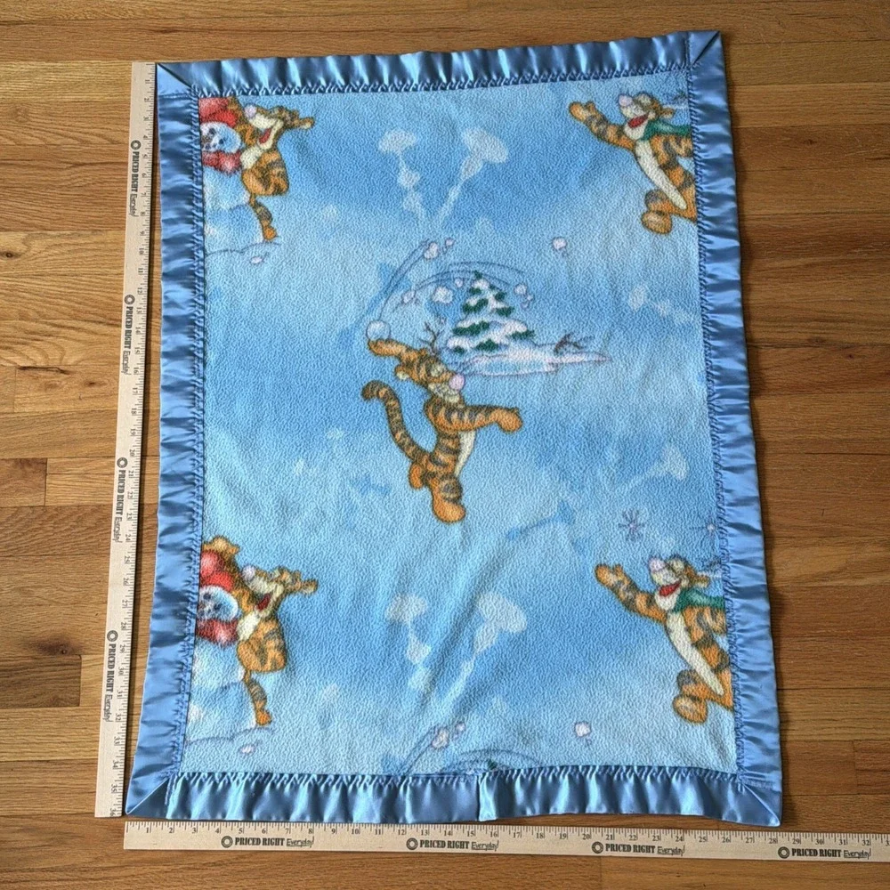 Disney Baby Blue Tigger Baby Blanket Satin Silky Edge Lovey Crown Crafts